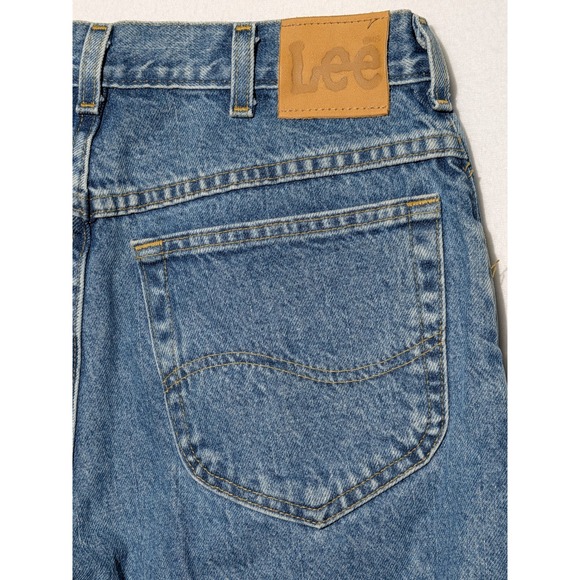 Vintage Lee‎ Jeans 34x32 Straight Leg Blue Denim USA Classic Fit - Picture 8 of 16